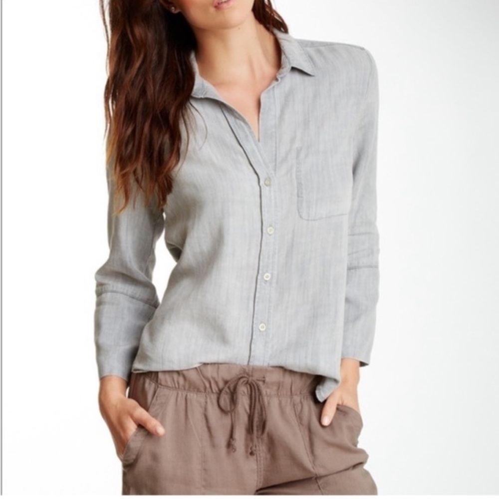 Cloth & Stone Anthropologie Light Gray Button Down Flannel Top